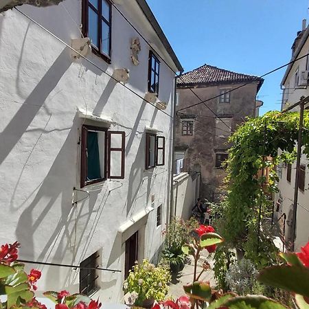 Apartment Uskok Senj  Bagian luar foto