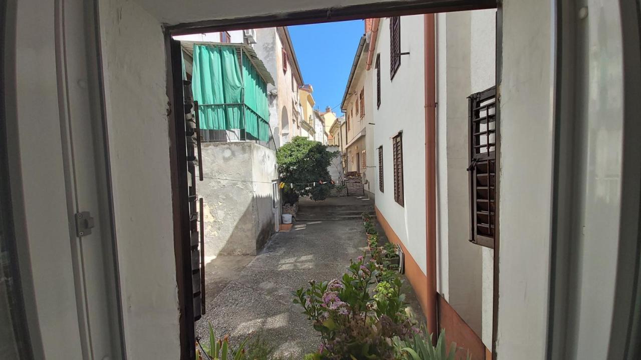 Apartment Uskok Senj  Bagian luar foto